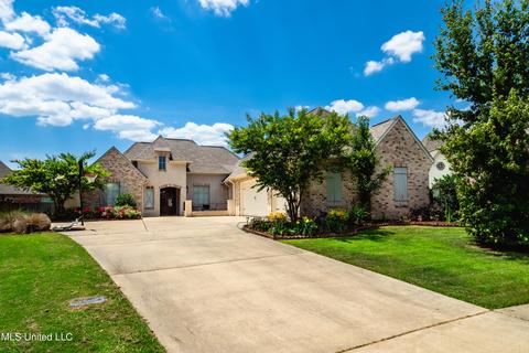 123 Esplanade Ct, Madison, MS 39110