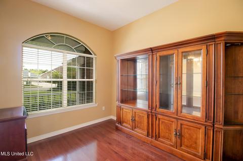 3086 Wayne Dr, D'iberville, MS 39540 photo 4