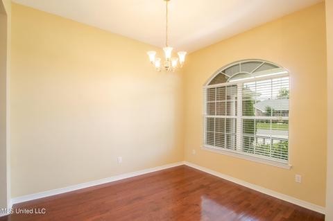 3086 Wayne Dr, D'iberville, MS 39540 photo 3