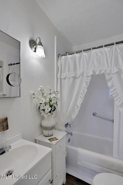 717 Lorraine St, Jackson, MS 39202 photo 12