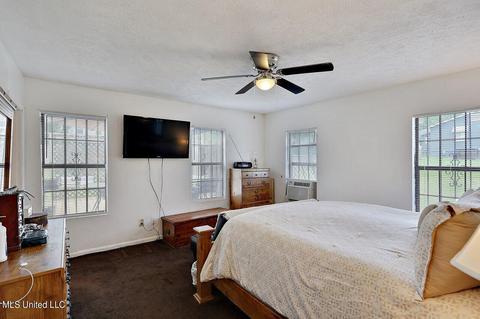 717 Lorraine St, Jackson, MS 39202 photo 9