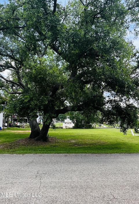 lot54 Robin St, Bay Saint Louis, MS 39520