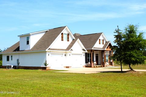 161 Homestead Rd, Lucedale, MS 39452 photo 2
