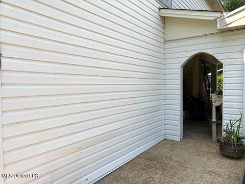 140 Colonial Cir, Magee, MS 39111 photo 4