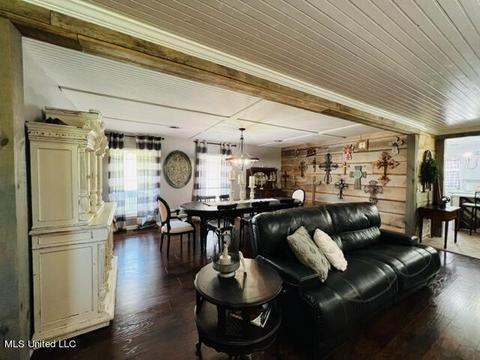 140 Colonial Cir, Magee, MS 39111 photo 8