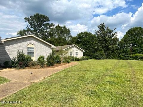 140 Colonial Cir, Magee, MS 39111 photo 60