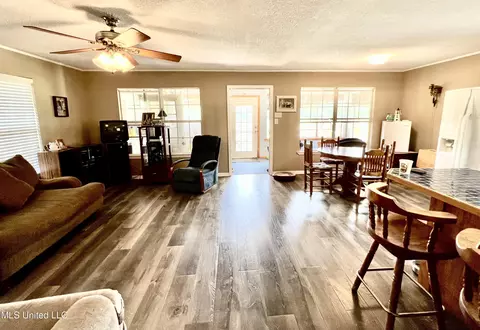 124 Plum Bluff Rd, Lucedale, MS 39452 photo 8