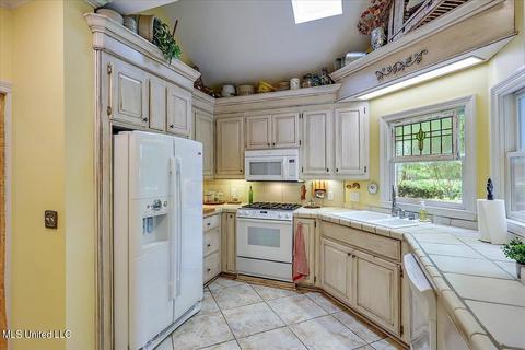 389 Dover Ln, Madison, MS 39110 photo 17
