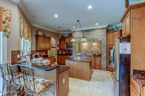 8610 Cameron St, Olive Branch, MS 38654 photo 15