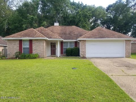 2235 Meagan Dr, Byram, MS 39272
