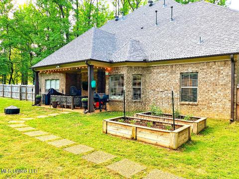 6035 Spring Hill Dr, Olive Branch, MS 38654 photo 24