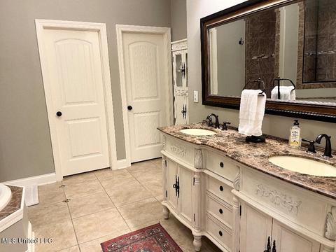 6035 Spring Hill Dr, Olive Branch, MS 38654 photo 15