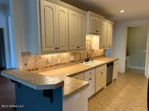 111 Trailbridge Bnd, Canton, MS 39046 photo 7