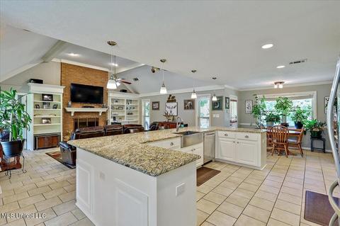 312 Warwick Rd, Clinton, MS 39056 photo 14