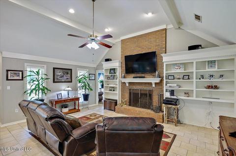 312 Warwick Rd, Clinton, MS 39056 photo 8