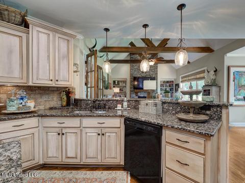 1751 Scout Cv, Nesbit, MS 38651 photo 17