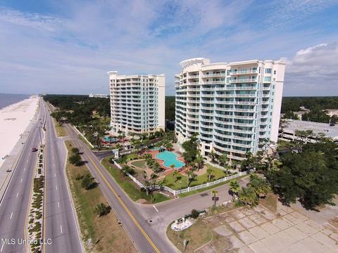 2228 Beach Dr #608, Gulfport, MS 39507