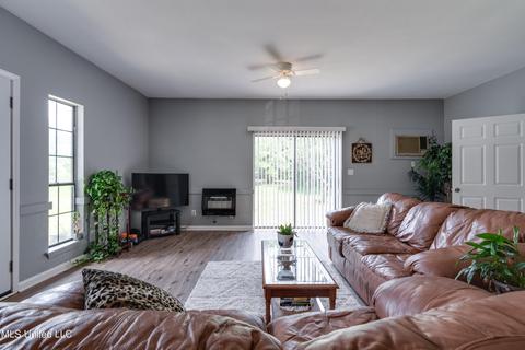 1677 Ms 7, Lamar, MS 38642 photo 9
