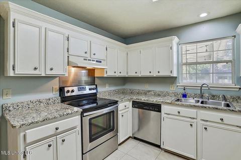 1230 Michael St, Flowood, MS 39232 photo 14