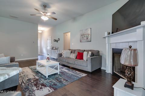 409 Robin Cv, Senatobia, MS 38668 photo 6