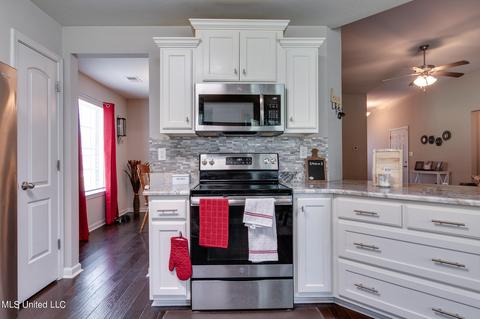 409 Robin Cv, Senatobia, MS 38668 photo 13