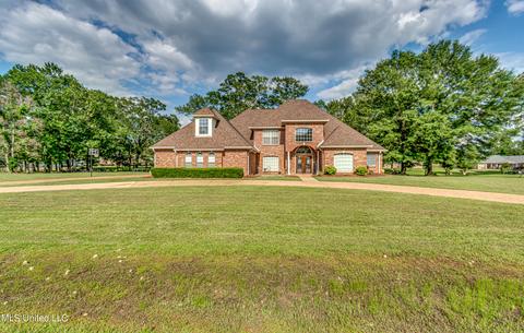 209 Jasmine Dr, Jackson, MS 39212 photo 2
