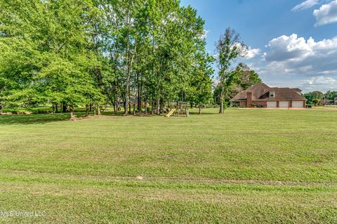 209 Jasmine Dr, Jackson, MS 39212 photo 12