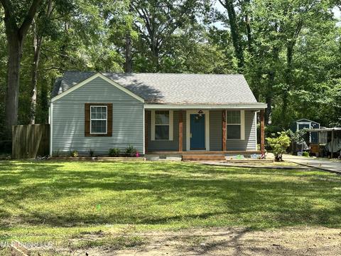4840 Sheridan Dr, Jackson, MS 39206