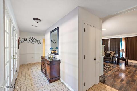 1711 Plantation Blvd, Jackson, MS 39211 photo 5