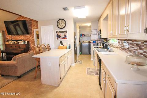 106 Timberidge Rd, Lucedale, MS 39452 photo 14