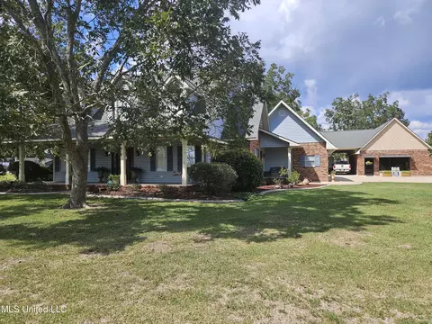 17520 Orange Grove Rd, Gulfport, MS 39503