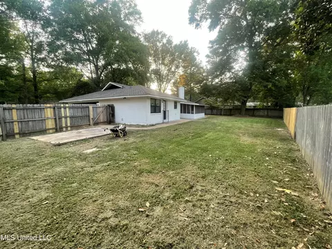 6202 Mossline Dr, Jackson, MS 39211 photo 4