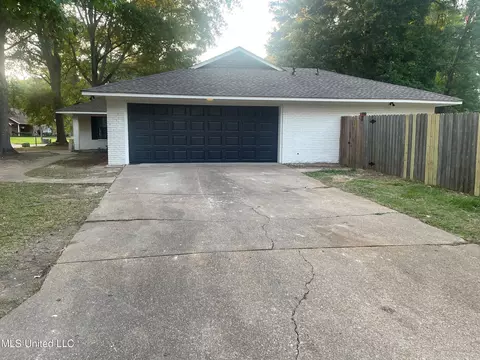 6202 Mossline Dr, Jackson, MS 39211 photo 3