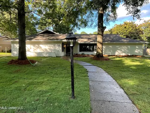 6202 Mossline Dr, Jackson, MS 39211 photo 2