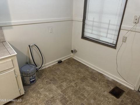 2763 Emerald Dr, Jackson, MS 39212 photo 11