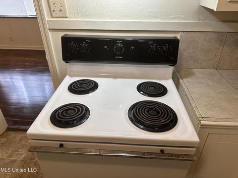 2763 Emerald Dr, Jackson, MS 39212 photo 8