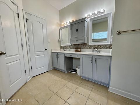 7300 Thomas Dr, Olive Branch, MS 38654 photo 19