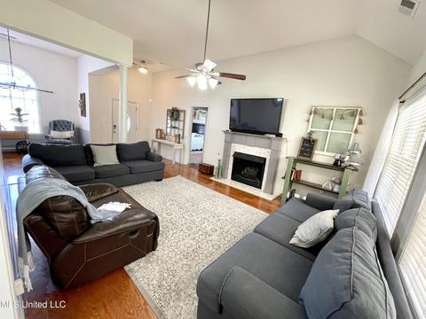 7300 Thomas Dr, Olive Branch, MS 38654 photo 8