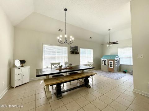 7300 Thomas Dr, Olive Branch, MS 38654 photo 9