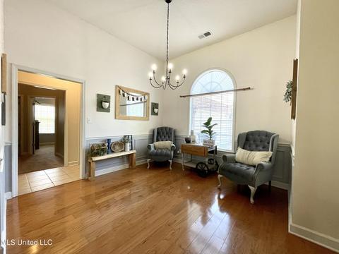 7300 Thomas Dr, Olive Branch, MS 38654 photo 3