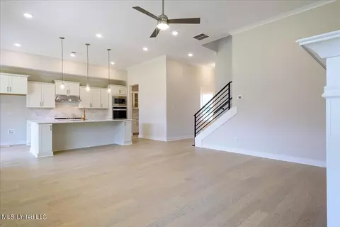 6745 Sunrise Loop W, Olive Branch, MS 38654 photo 9