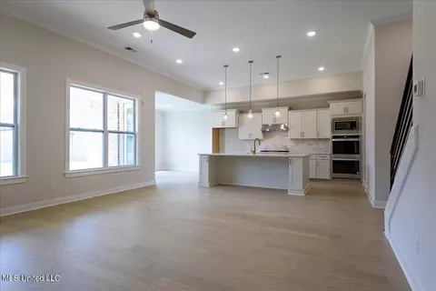 6745 Sunrise Loop W, Olive Branch, MS 38654 photo 11