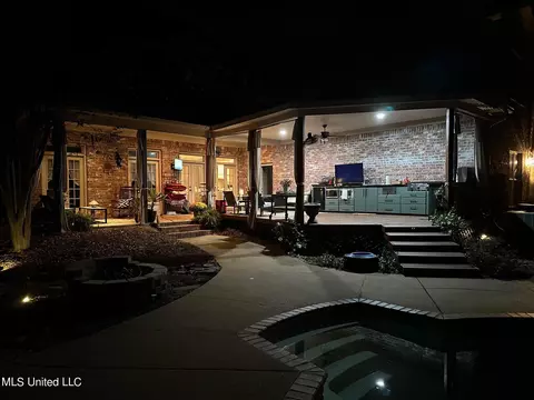 Exterior - 118 Oakridge Trl, Flowood, MS 39232 photo 15 of 15
