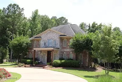 Exterior - 118 Oakridge Trl, Flowood, MS 39232 photo 3 of 15