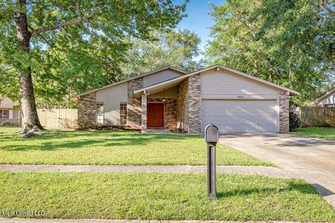 2821 Lawnwood Dr, Ocean Springs, MS 39564