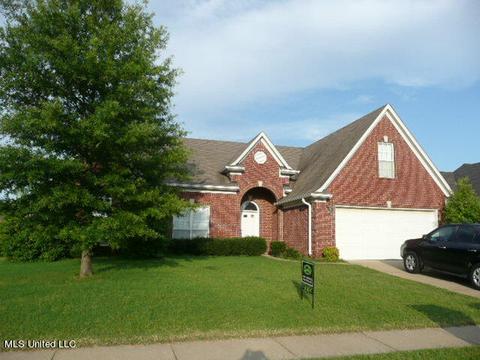 8734 Inverness Dr, Southaven, MS 38672