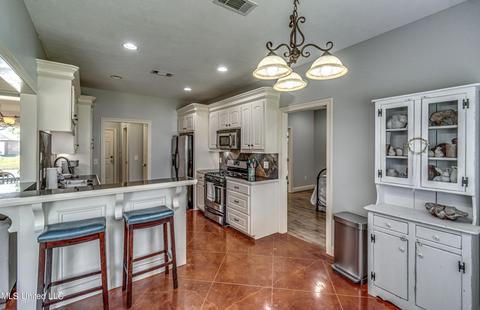 230 Tucker Dr, Brandon, MS 39042 photo 32