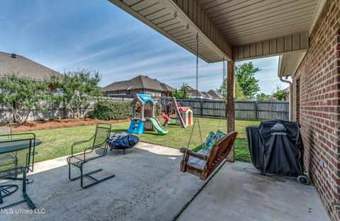 230 Tucker Dr, Brandon, MS 39042 photo 3
