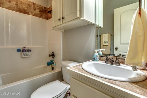 230 Tucker Dr, Brandon, MS 39042 photo 14