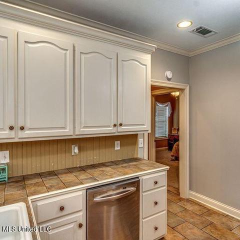 103 Avery Frst, Canton, MS 39046 photo 18